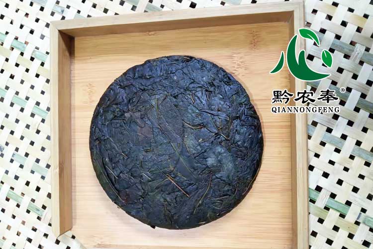 黔农奉苦丁饼茶